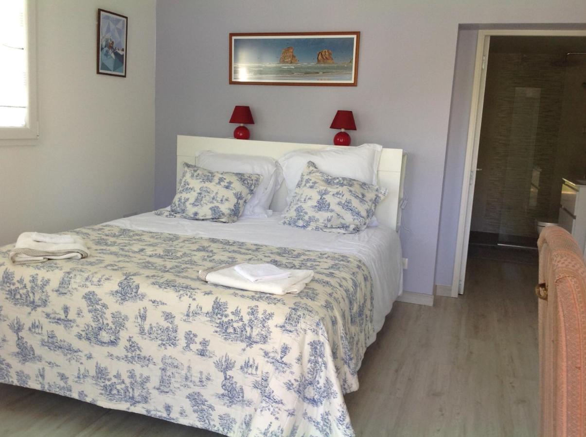 Chambre Double Avec Salle De Bain Privative Hendaye Exterior photo