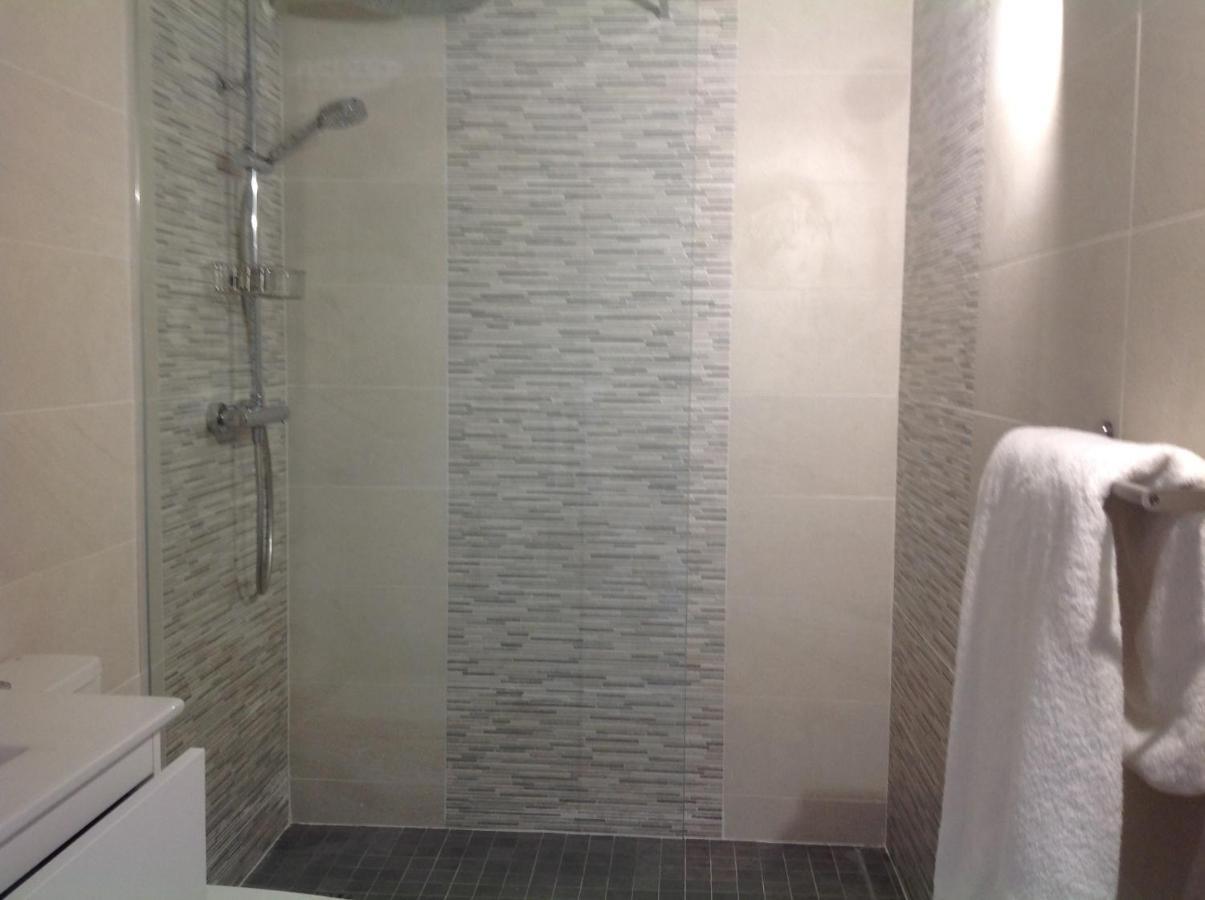 Chambre Double Avec Salle De Bain Privative Hendaye Exterior photo